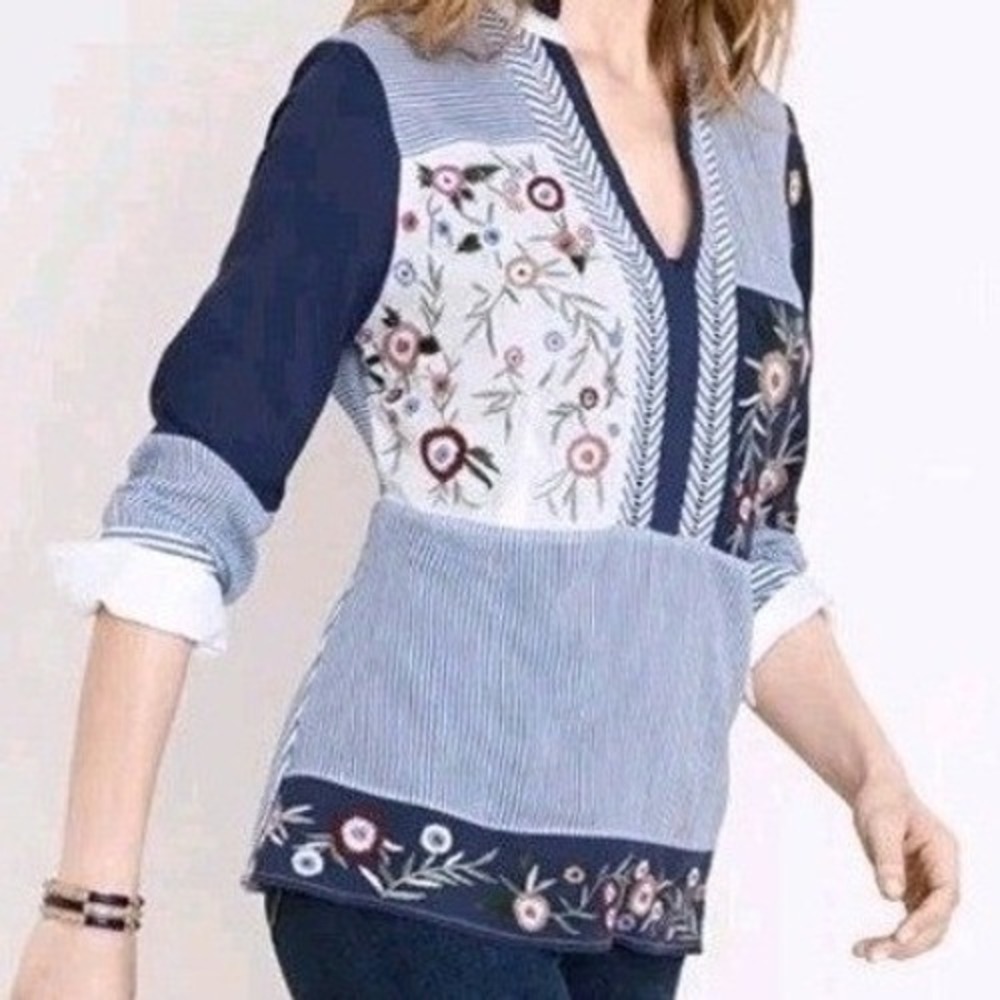Chico's Womens Patchwork Embroidery Novelty Pullover‎ Top Size 0 US Size 4/6